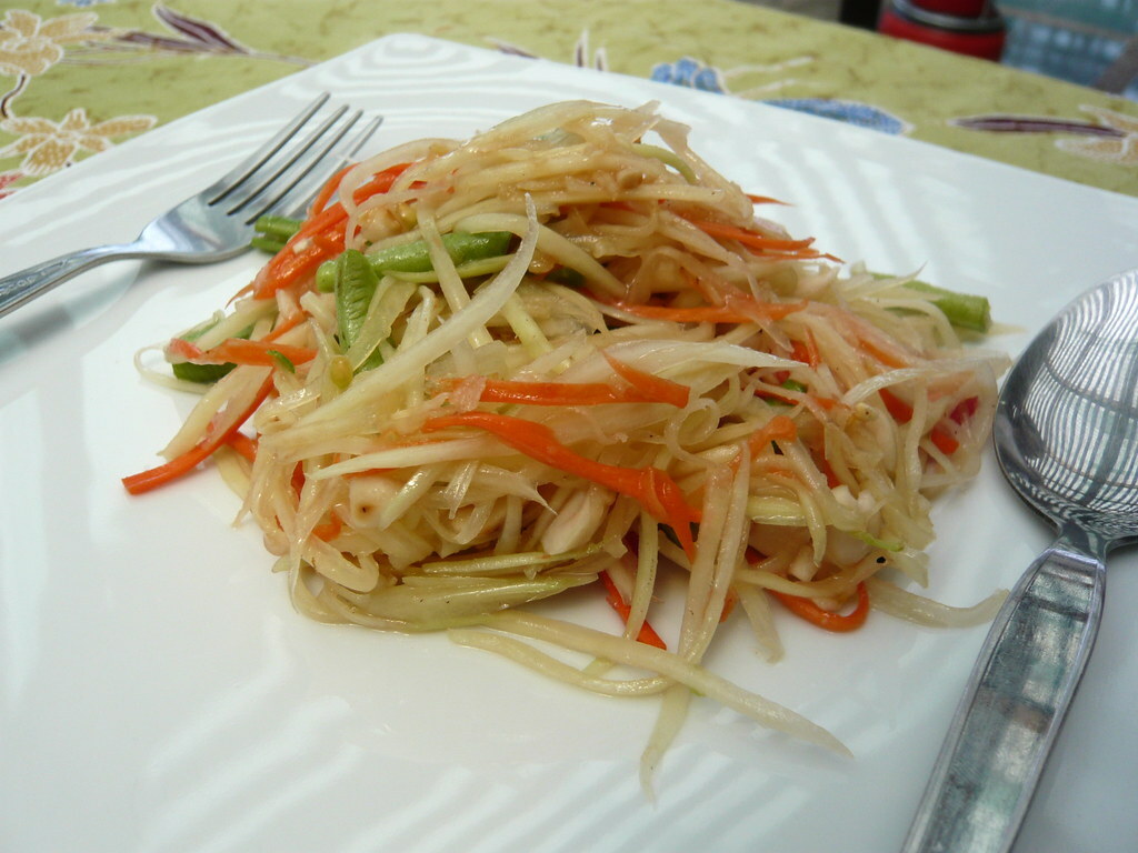 Spicy Papaya salad