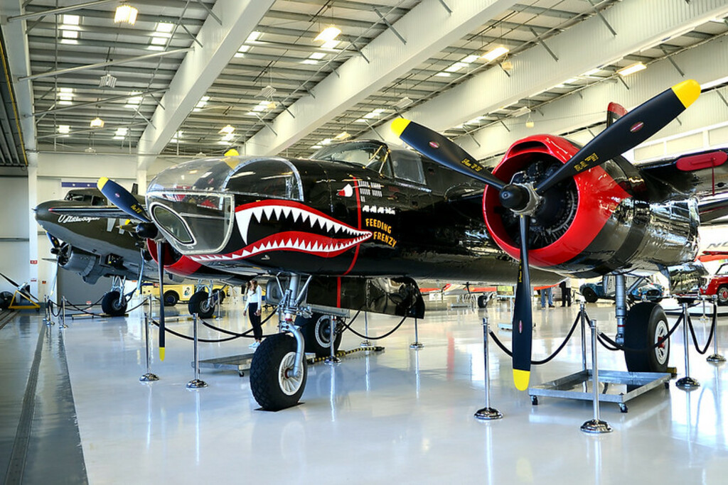 Flight line, Lyon Air Museum