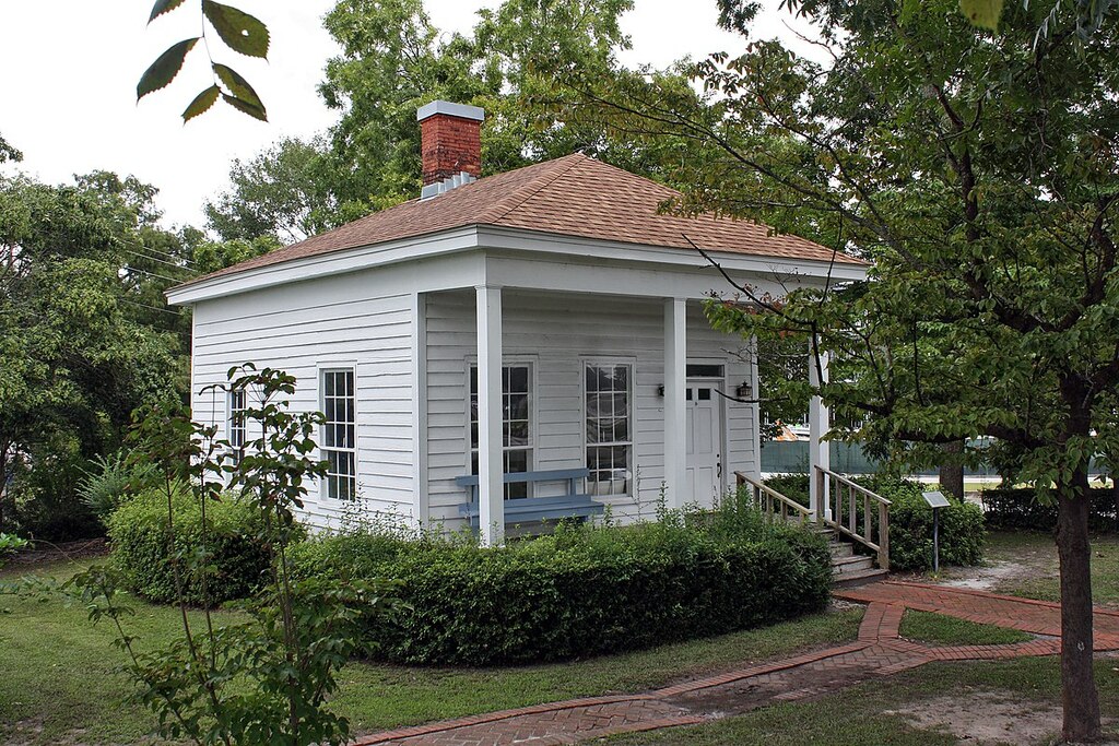 Pelletier House Jacksonville NC 08