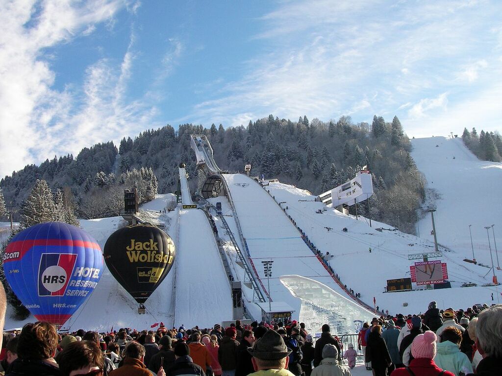 Neujahrsskispringen2008