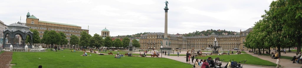 Schlossplatz Stuttgart panorama