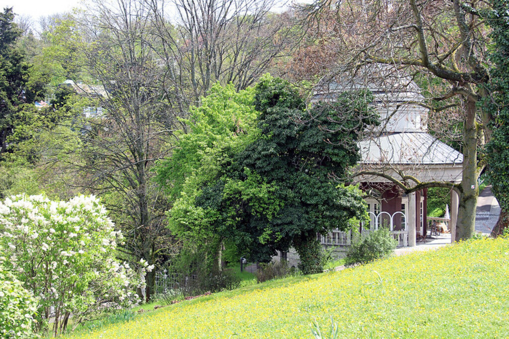 Stuttgart - Teehaus im Weissenburgpark