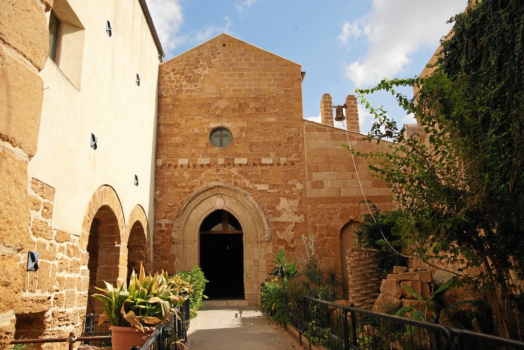 Agrigento-santa-maria-dei-greci-b
