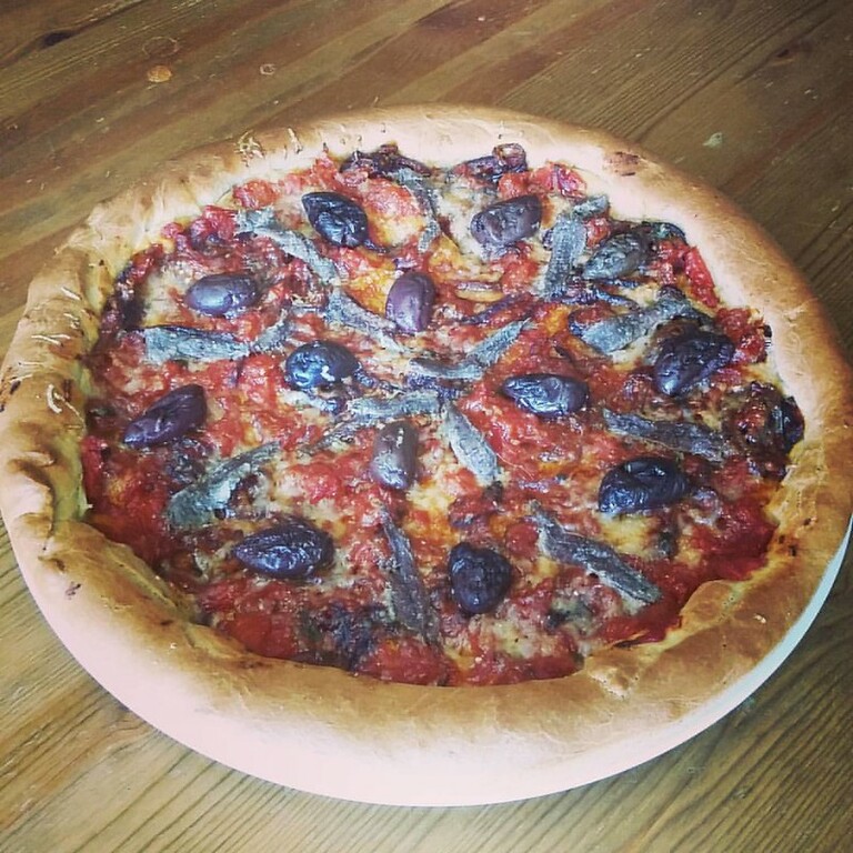 Sardinian pizza (recipe from Chicago)