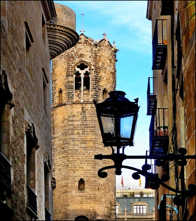Gothic Quarter, Barcelona - panoramio
