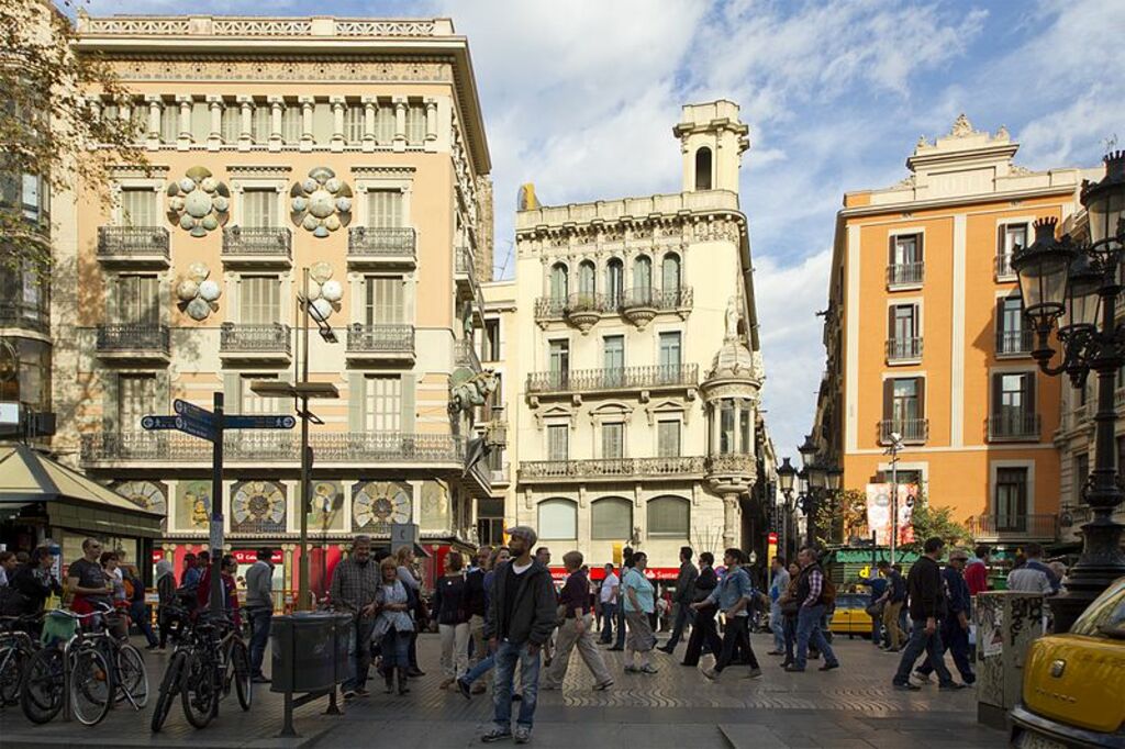 Casa dels Paraigües, La Rambla, El Raval, Barcelona, Spain - panoramio