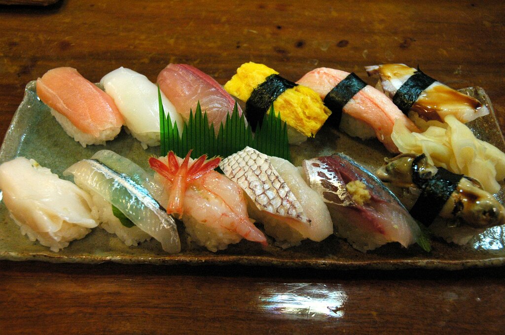 Hebinome Sushi