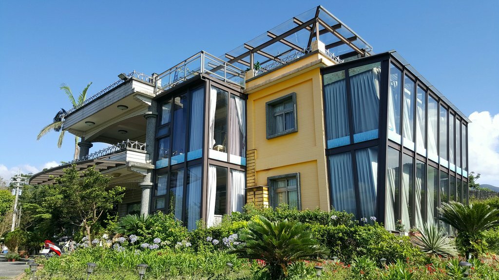 glass house