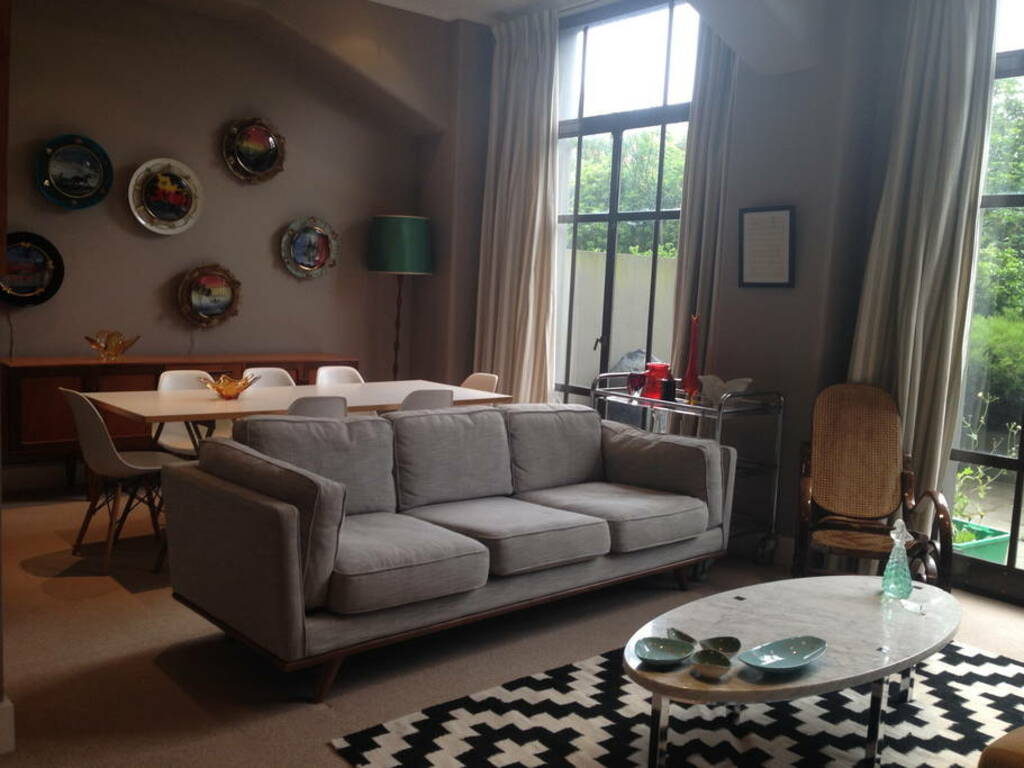 Apartemen kota/kamar mandi pribadi