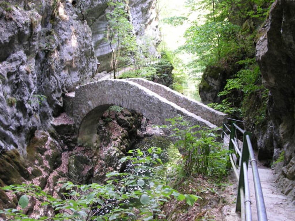 Gorges Areuse pont