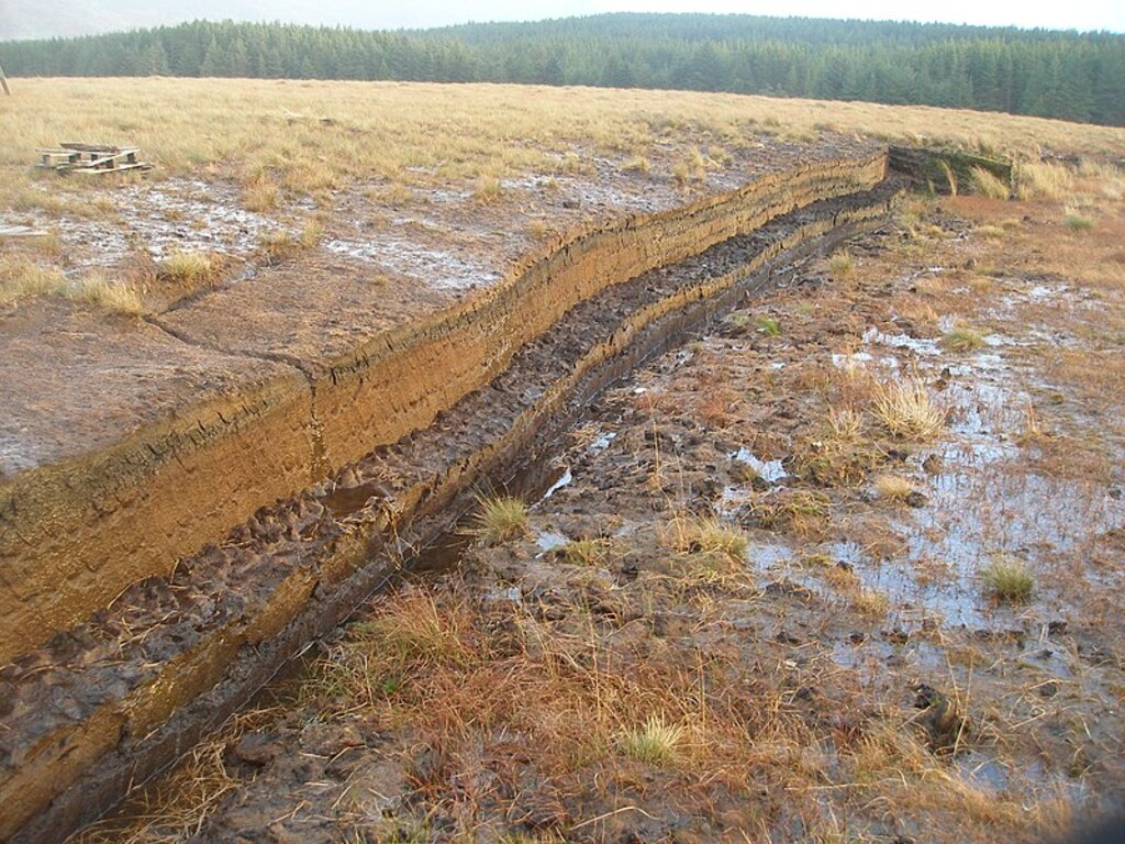 Peat Bogs on route to Roundstone, Ireland - panoramio