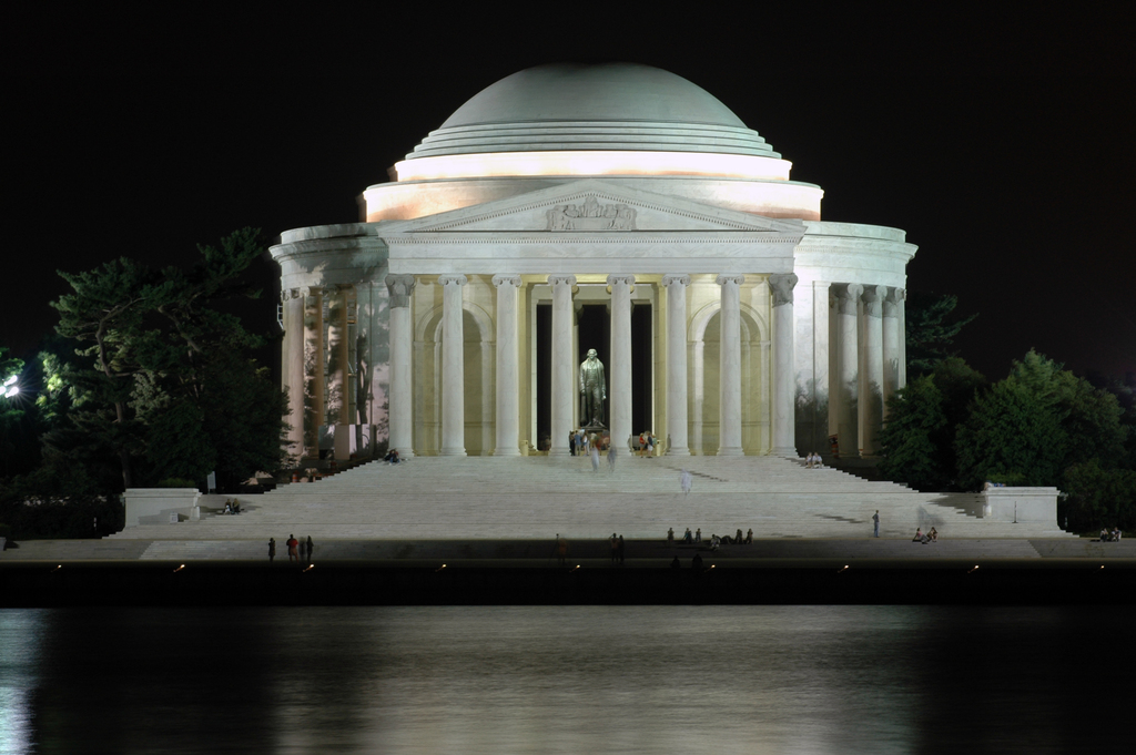 Jefferson Memorial at night