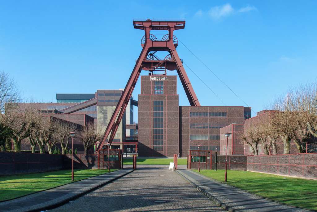 Essen - Zeche-Zollverein - Eingangstor - 2013