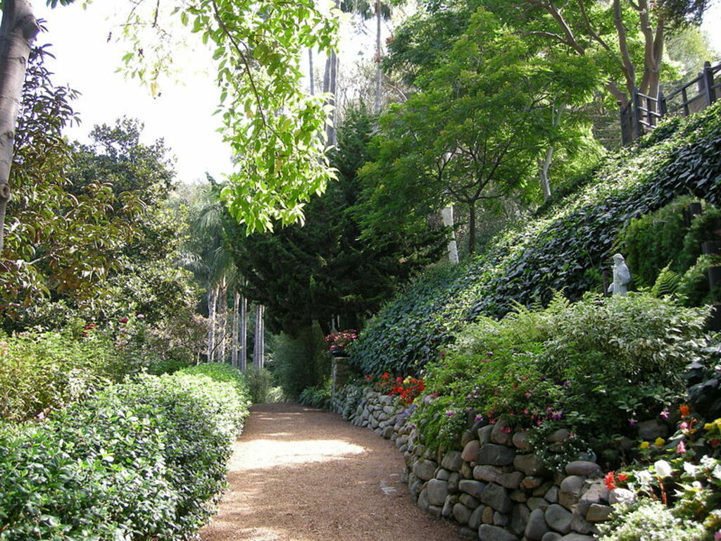 Lake shrine, LA, 01