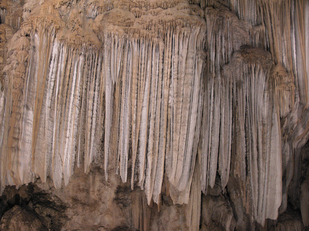 Lake Shasta caverns