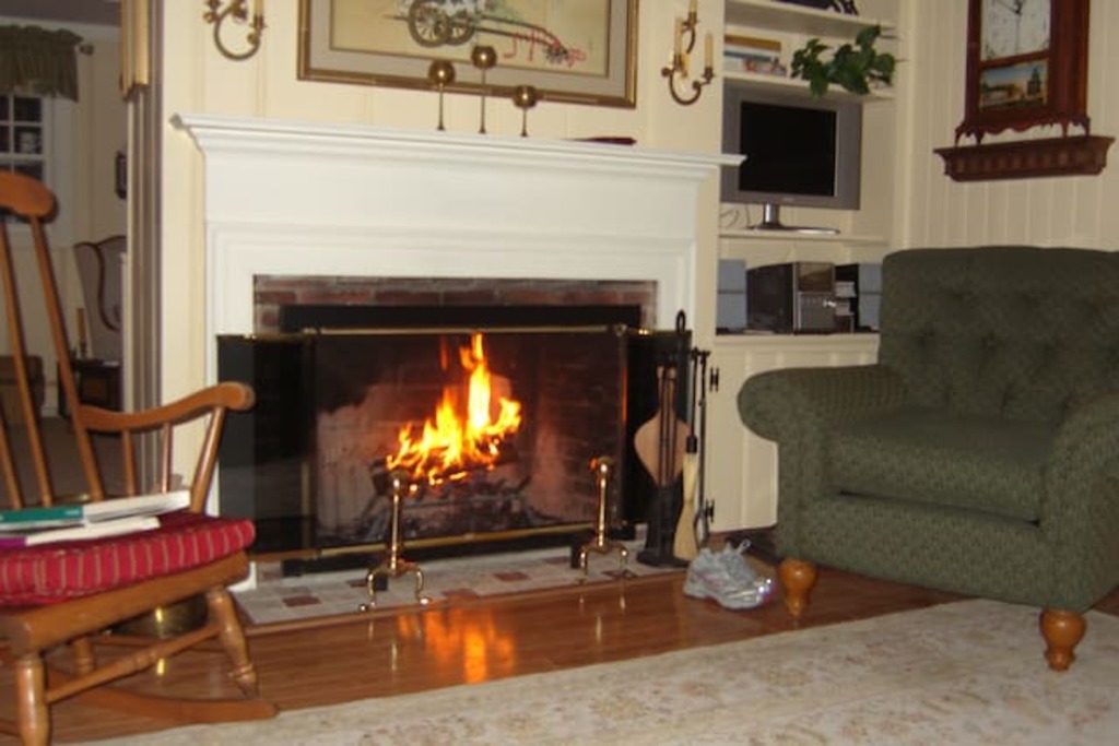 Top 13 Airbnb Vacation Rentals In And Around Ellington, Connecticut