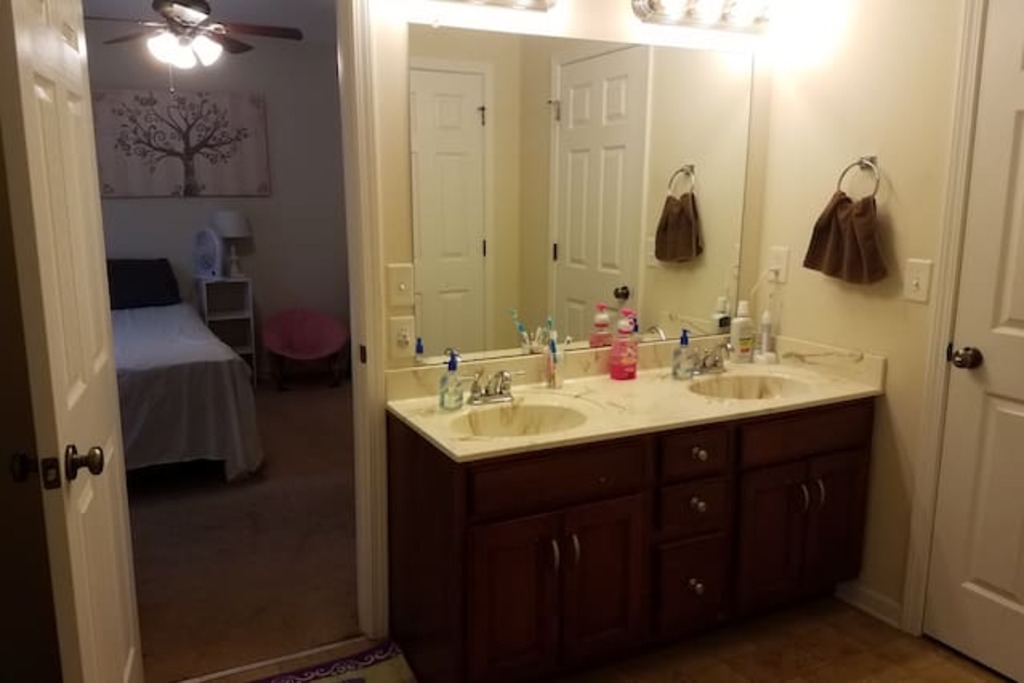 Top 13 Airbnb Vacation Rentals Near Fort Campbell, Kentucky Updated