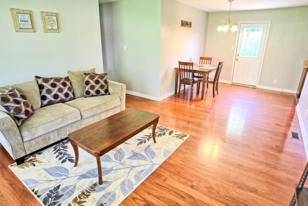 Top 13 Airbnb Vacation Rentals Near Fort Campbell, Kentucky Updated