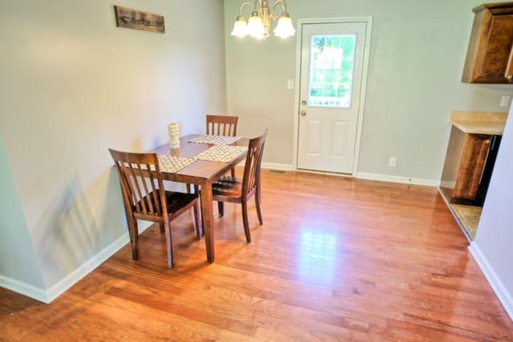 Top 13 Airbnb Vacation Rentals Near Fort Campbell, Kentucky Updated