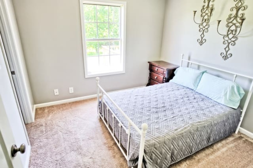 Top 13 Airbnb Vacation Rentals Near Fort Campbell, Kentucky Updated