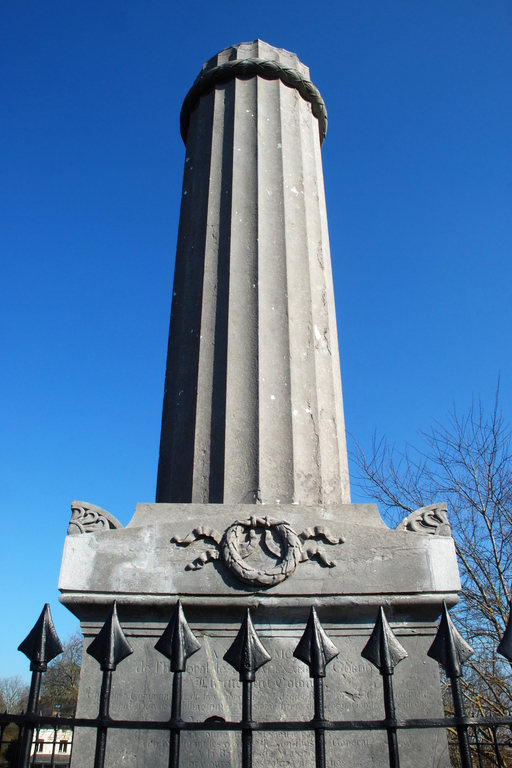 Monument Gordon 04