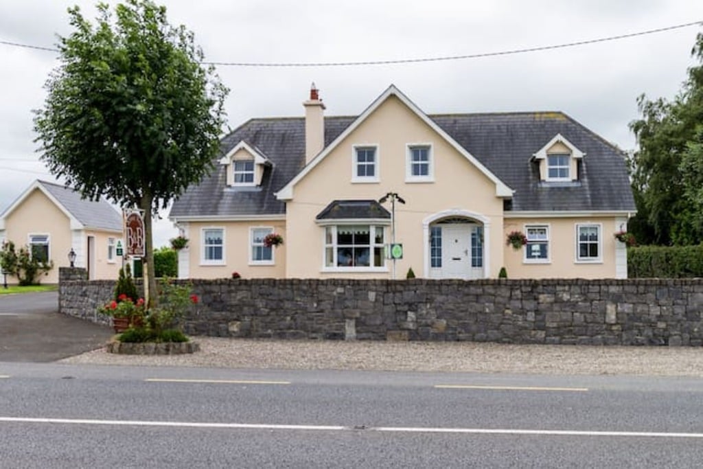 airbnb nenagh | private bedroom with a view