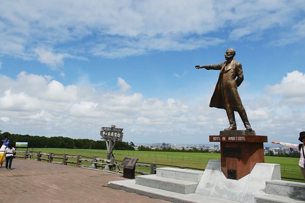 Hitsujigaoka Observation Hill.