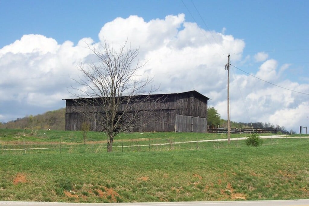 barn in Somerset, KY