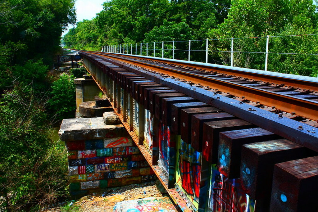 Autograph Bridge