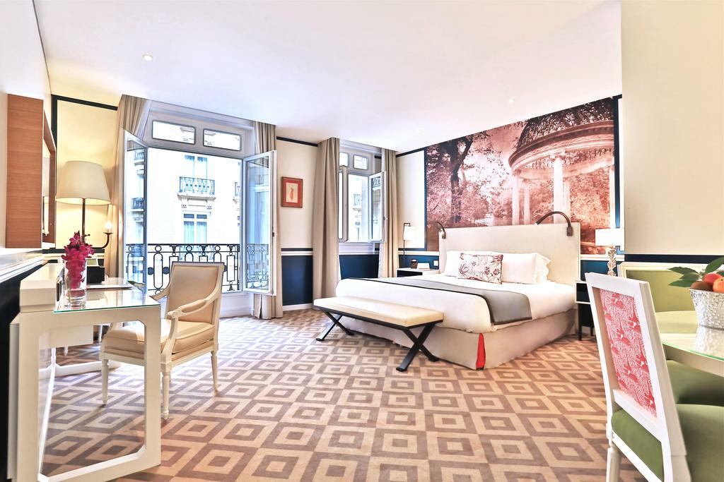 Big room