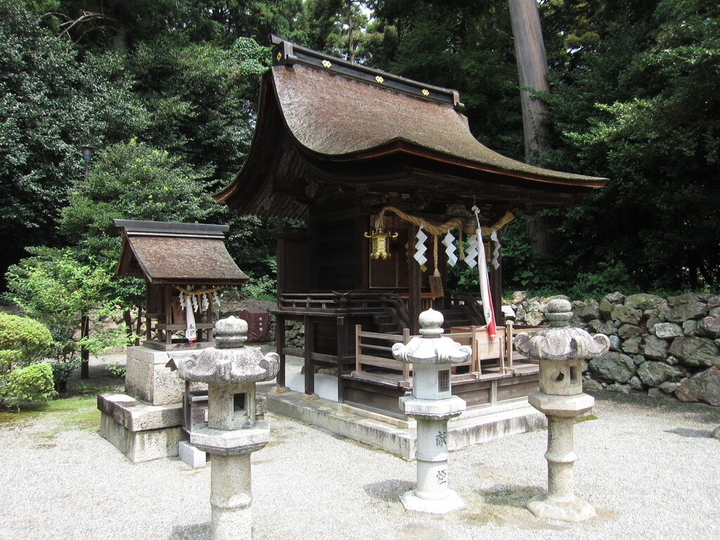 Sannomiya-jinja and Tenjingu-jinja (Mikami-jinja)