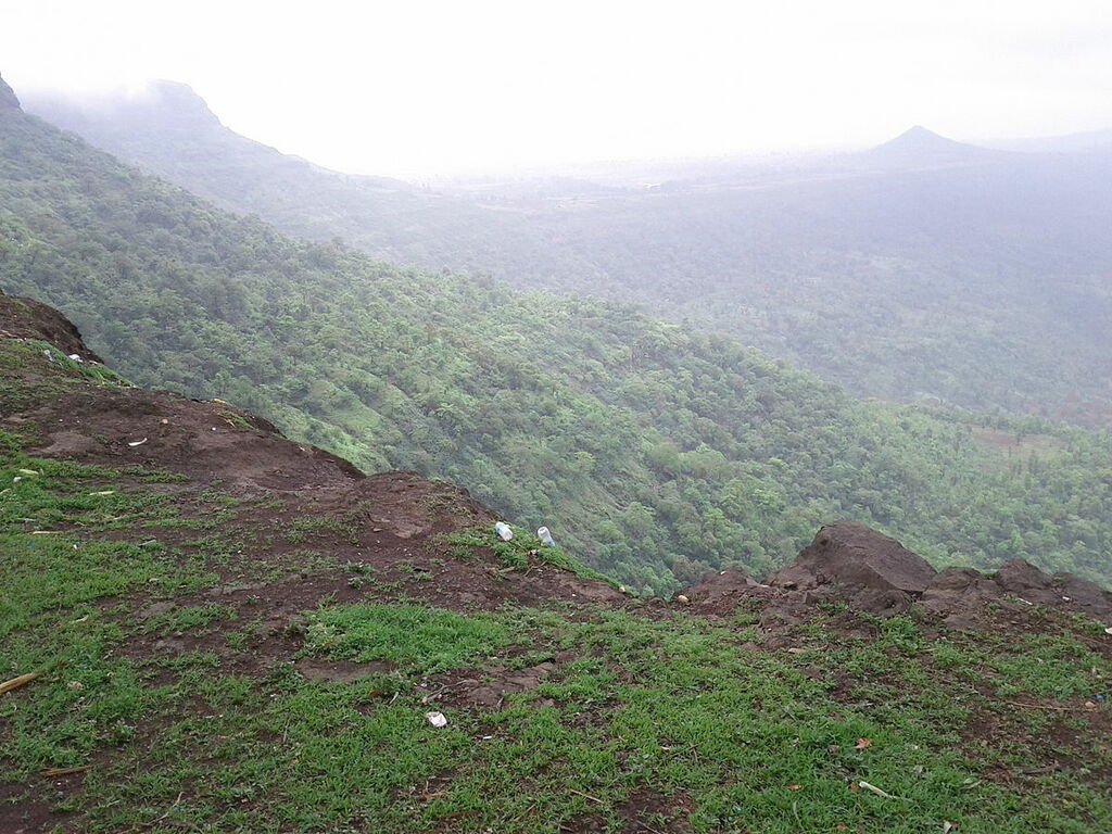 Saputara table point view