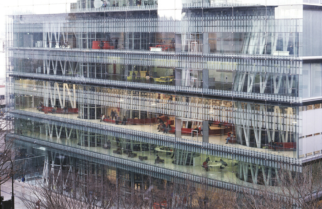 Toyo Ito - Sendai Mediatheque - Photo 0003