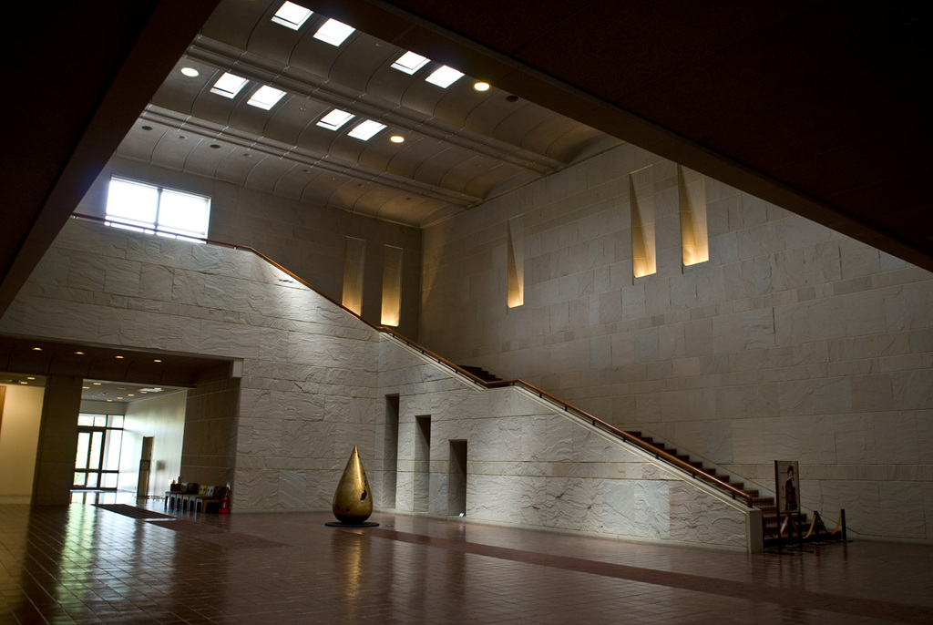 宮城県美術館本館05f