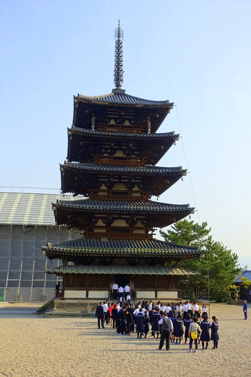 Five-storied Pagoda - Hōryū-ji - Ikaruga, Nara, Japan - DSC07573