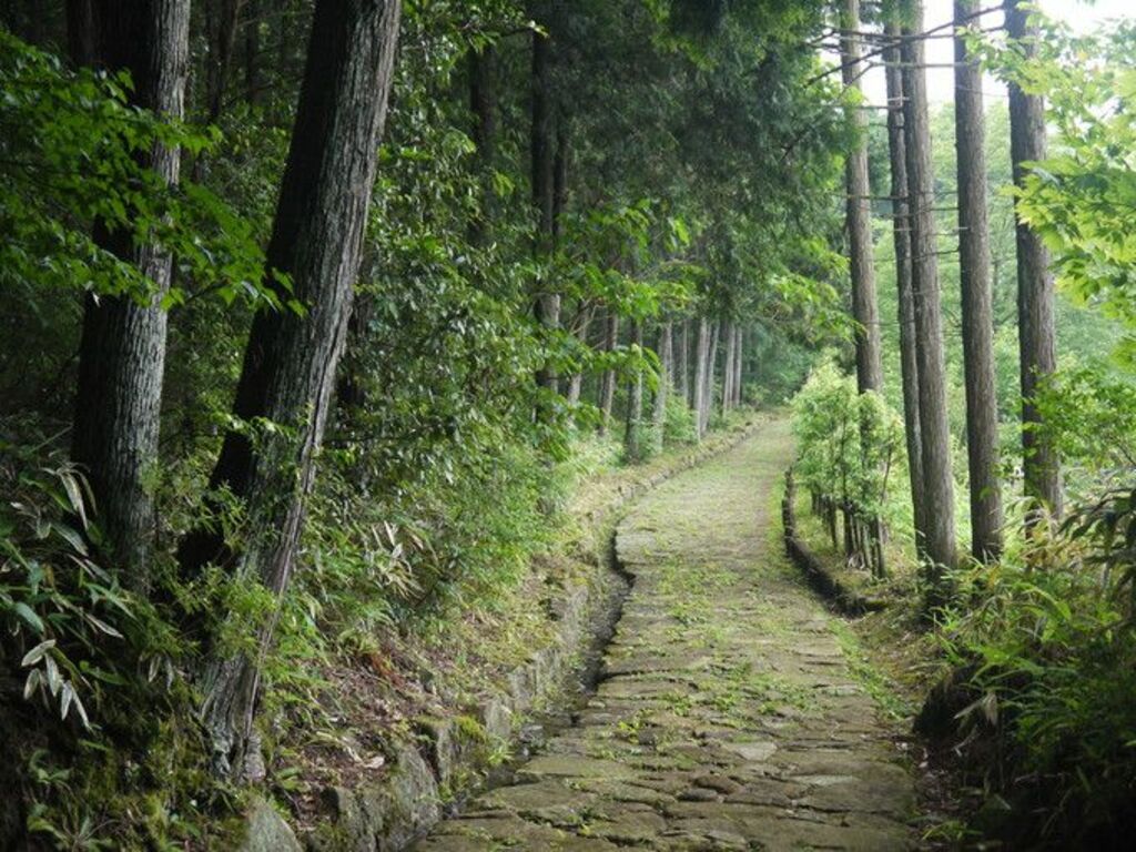 Meander the historic cobblestones of Magome-juku