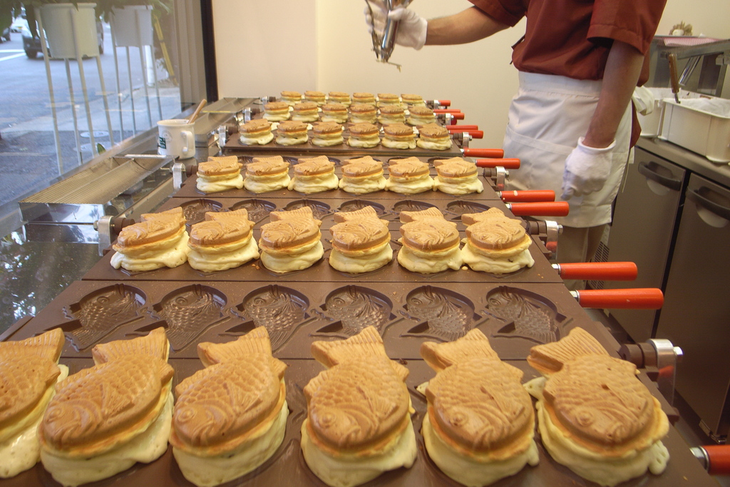 Taiyaki baking by ope in Tokyo