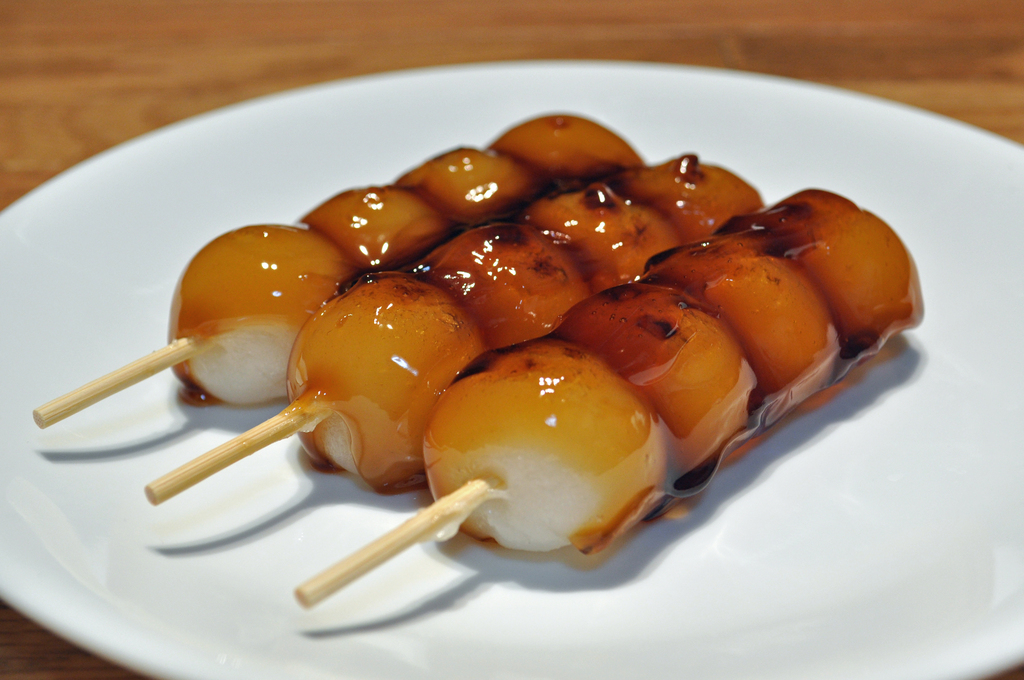 Mitarashi dango 001