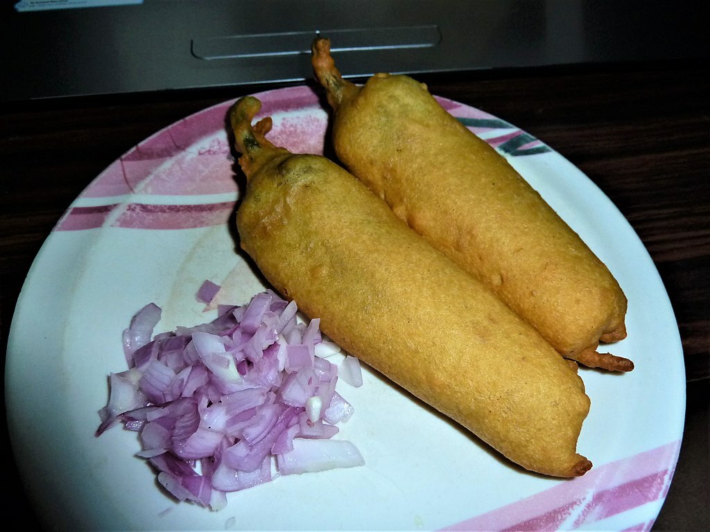 పచ్చిమిర్చి బజ్జీ (2)