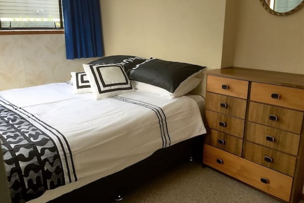 Top 14 Airbnb Vacation Rentals In Whangamata, New Zealand Updated