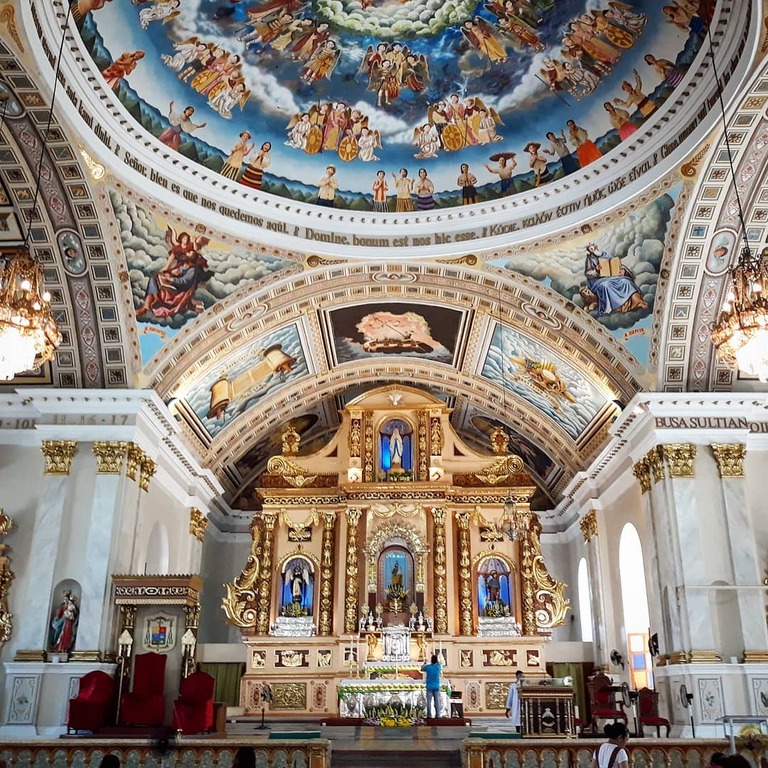things to do in bohol philippines | visit the magnificent cathedral of san jose