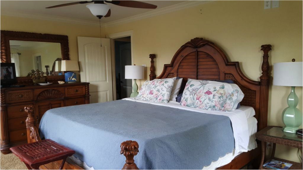 Bay House bedroom