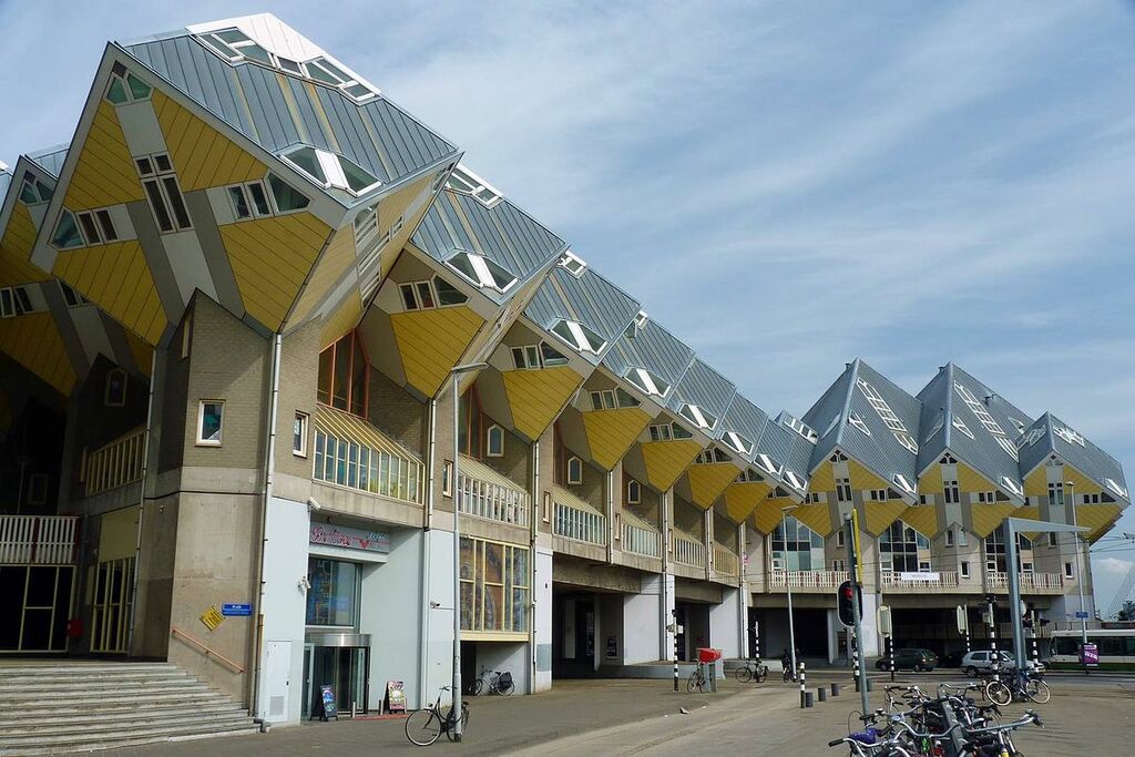 Rotterdam Cube House street view