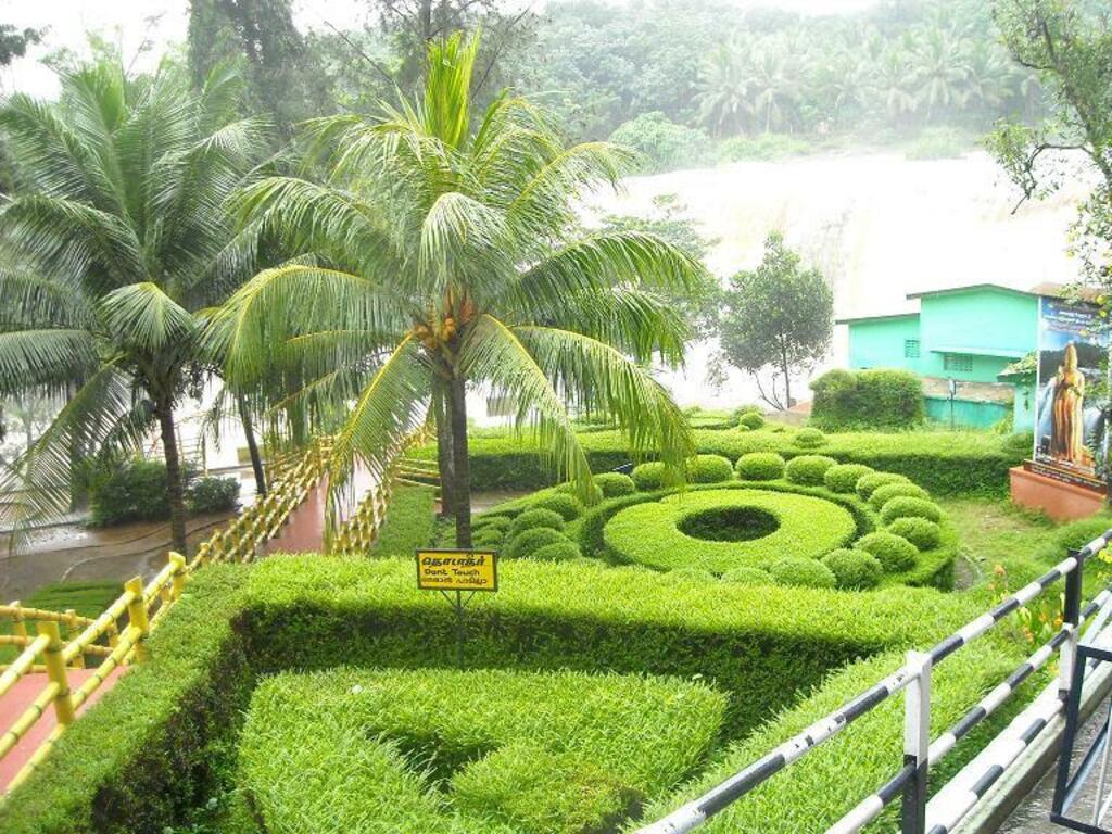 Thirparappu water Falls....