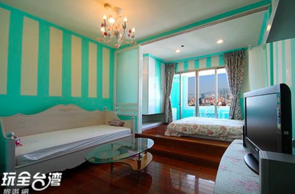Tiffany Blue Room