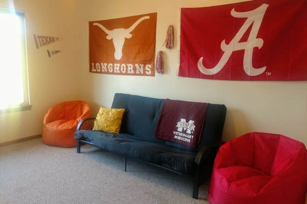 Top 12 Airbnb Vacation Rentals In Coralville, Iowa Updated 2023 Trip101