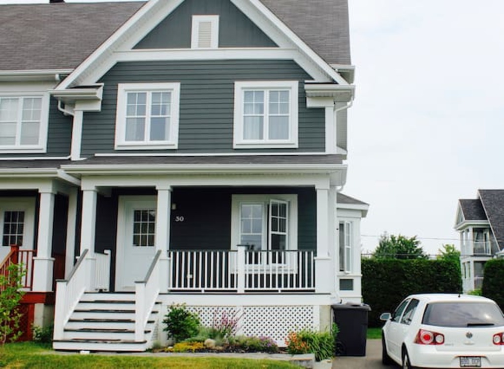 Top 11 Airbnb Vacation Rentals In Bromont, Canada Updated 2024 Trip101