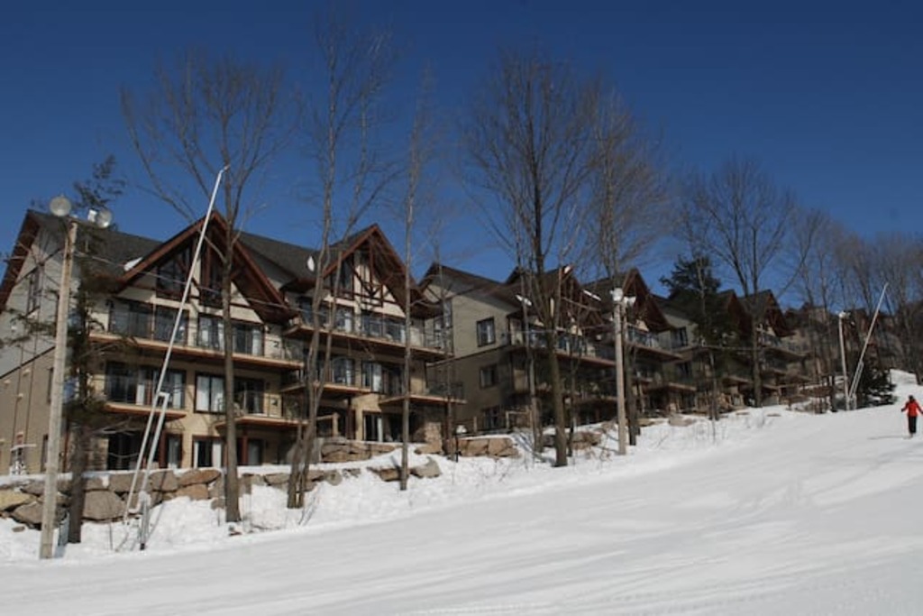 Top 11 Airbnb Vacation Rentals In Bromont, Canada Updated 2024 Trip101