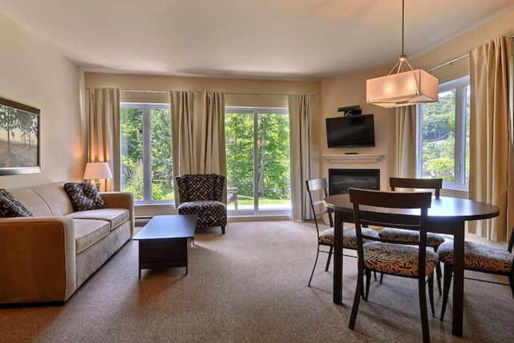 Top 11 Airbnb Vacation Rentals In Bromont, Canada Updated 2024 Trip101