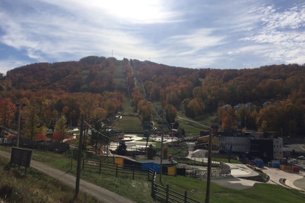 Top 11 Airbnb Vacation Rentals In Bromont, Canada Updated 2024 Trip101